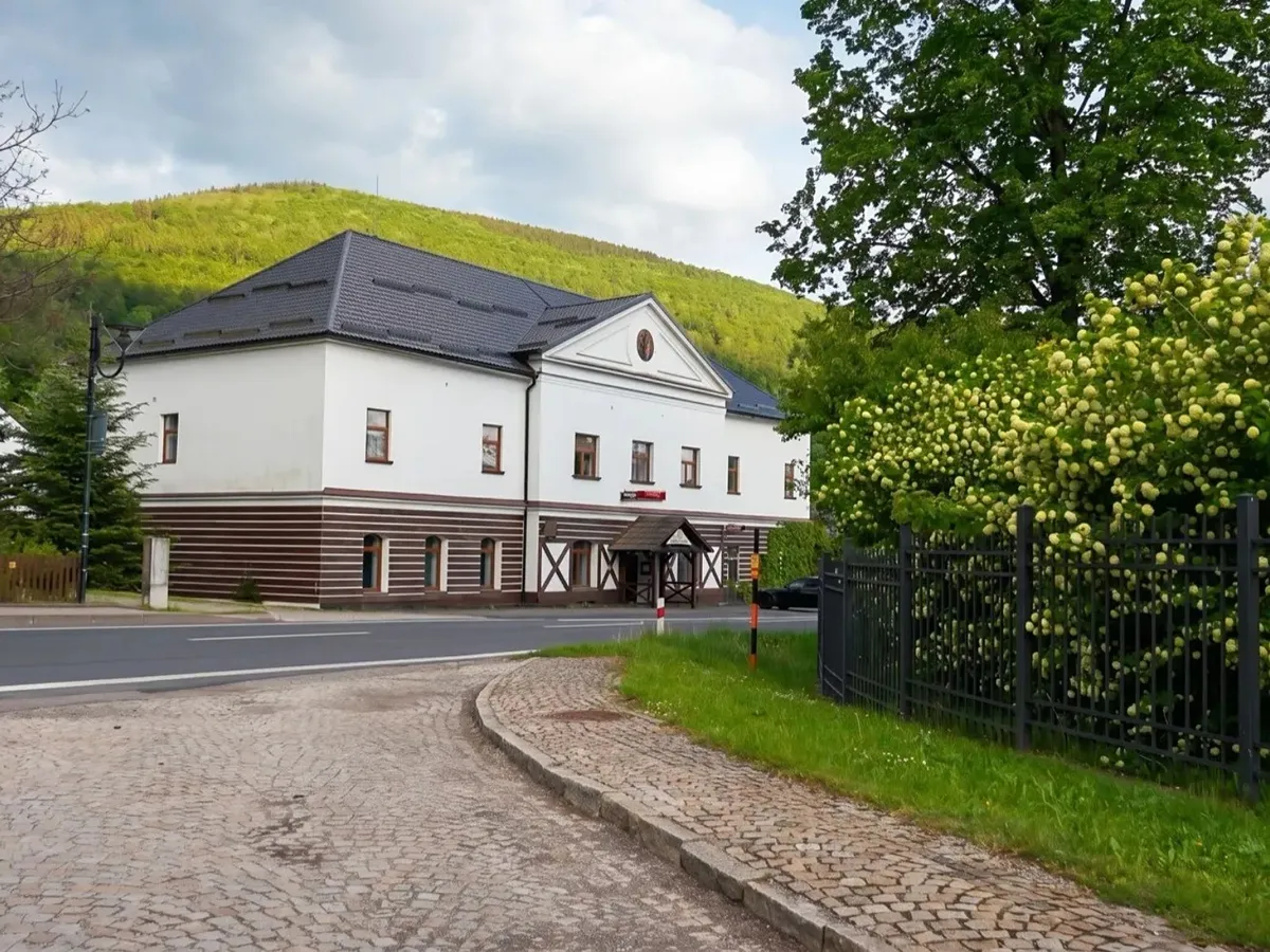Prodej ubytovacího zařízení 2500 m²